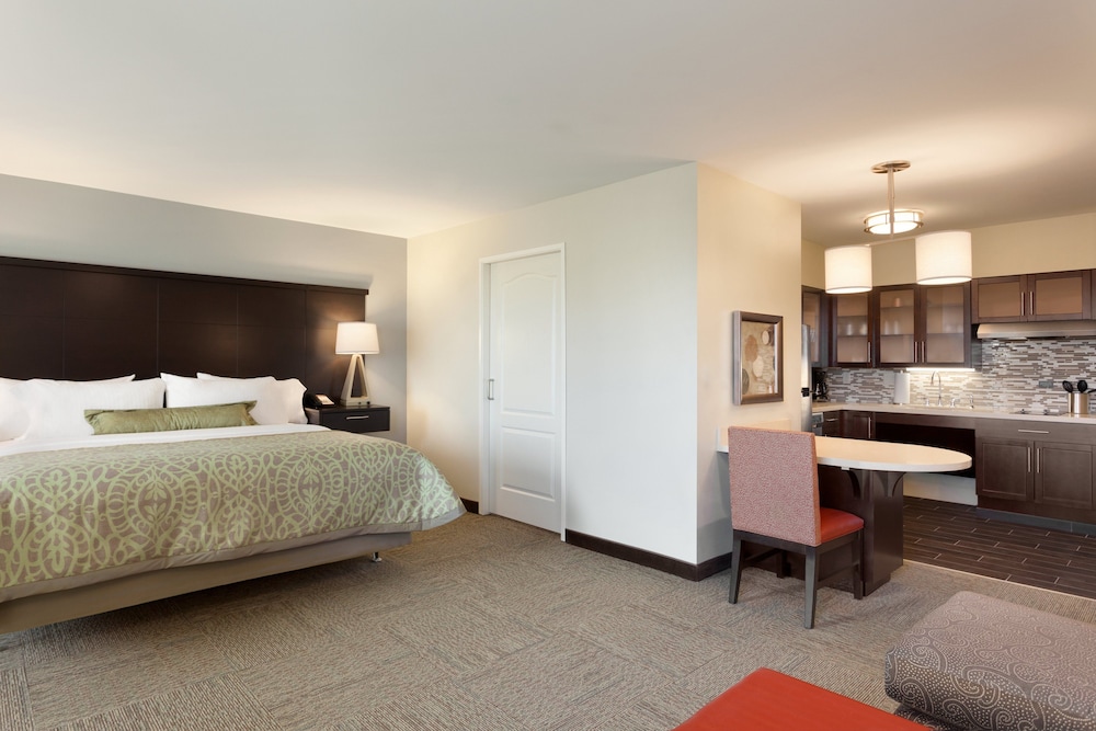 Staybridge Suites Midland an IHG Hotel - photo 5