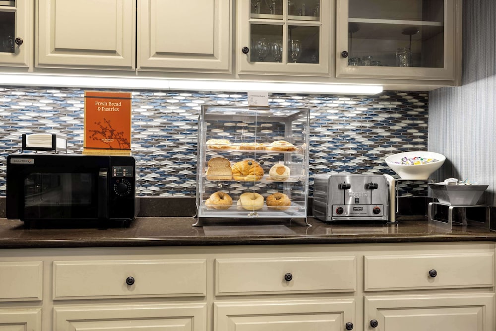 Homewood Suites by Hilton Bakersfield - photo 24