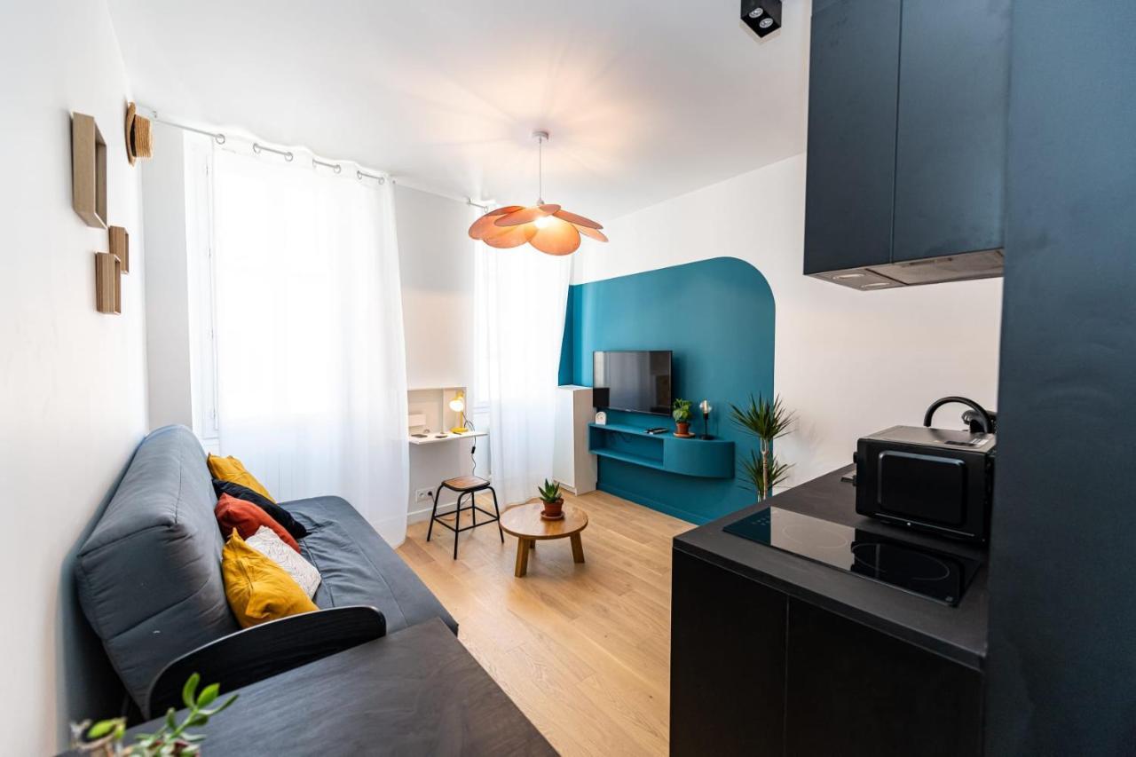 Noa : Joli Studio Cosy Avec Chambre — 4-Star Luxury Hotel in Marseille, France