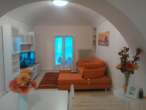 Quadrilocale ELI 6 centralissimo zona Piazza Bodoni — 4-Star Luxury Hotel in Turin, Italy