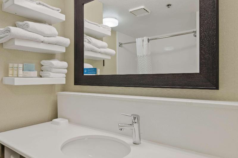 Hampton Inn Mount Dora - photo 60