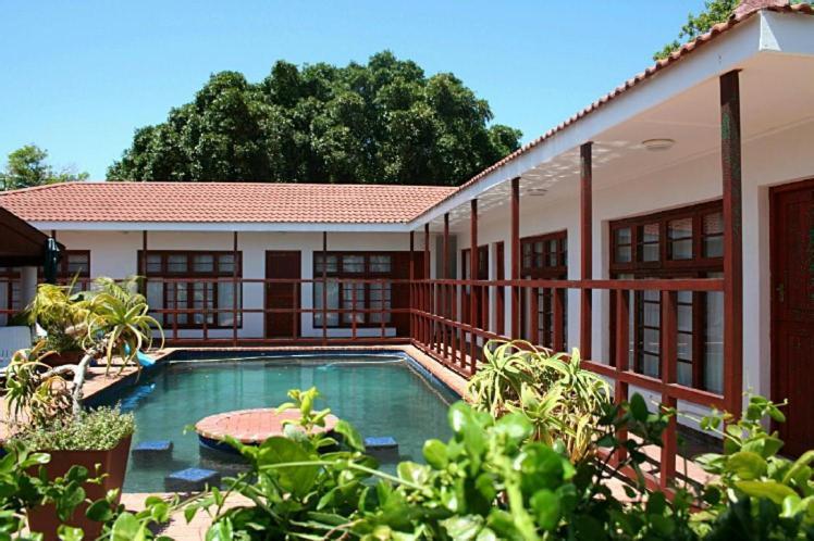 5 Third Avenue Guesthouse — 4-Star Luxury Hotel in Port Elizabeth, South Africa