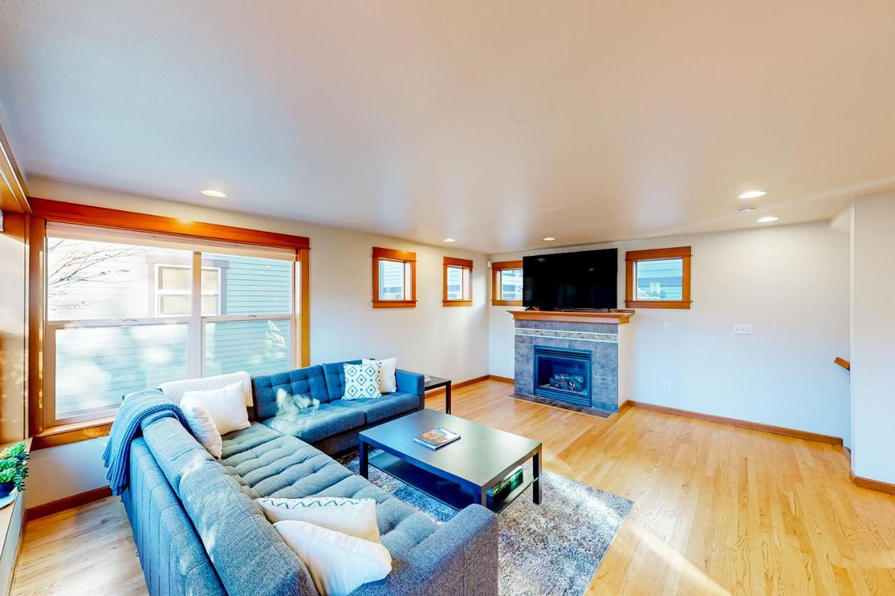 Central District Hideaway - carbon neutral hotel in Seattle