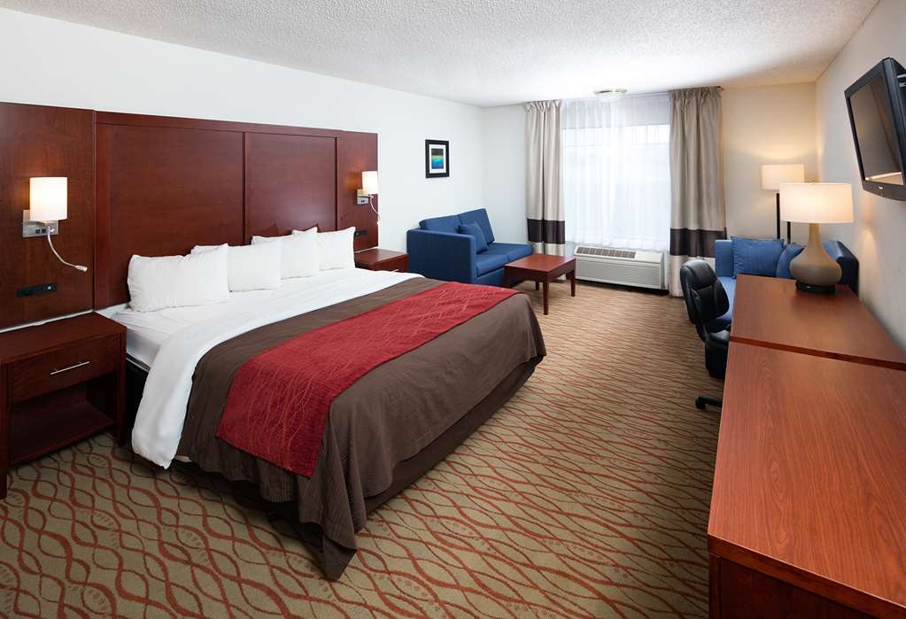 Red Lion Inn & Suites Auburn - photo 18