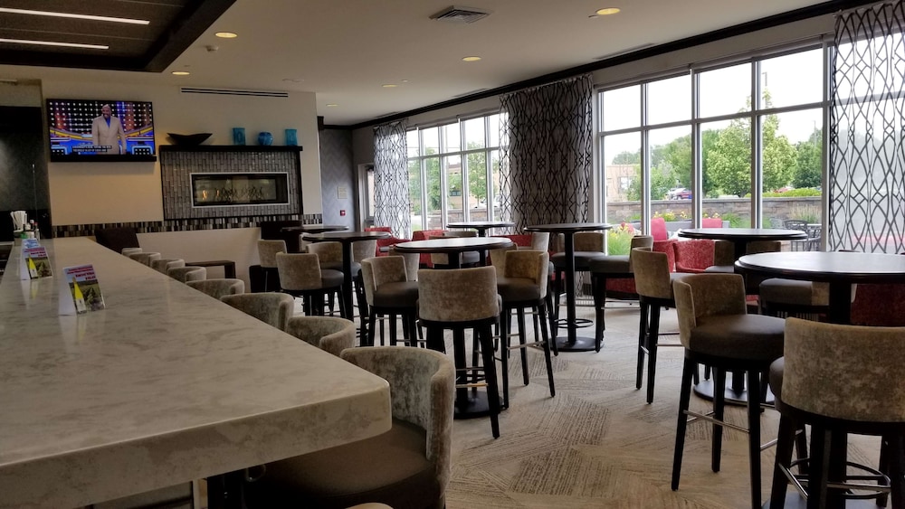 Hilton Garden Inn Great Falls - photo 67