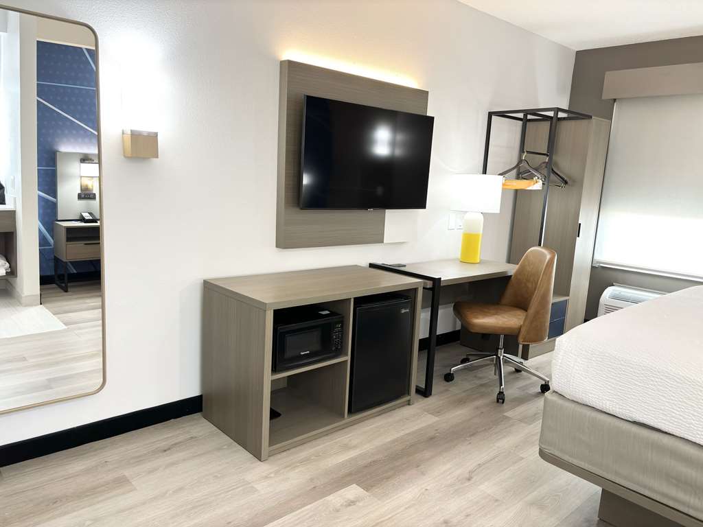 Comfort Inn Marietta Atlanta near Ballpark Galleria - photo 8