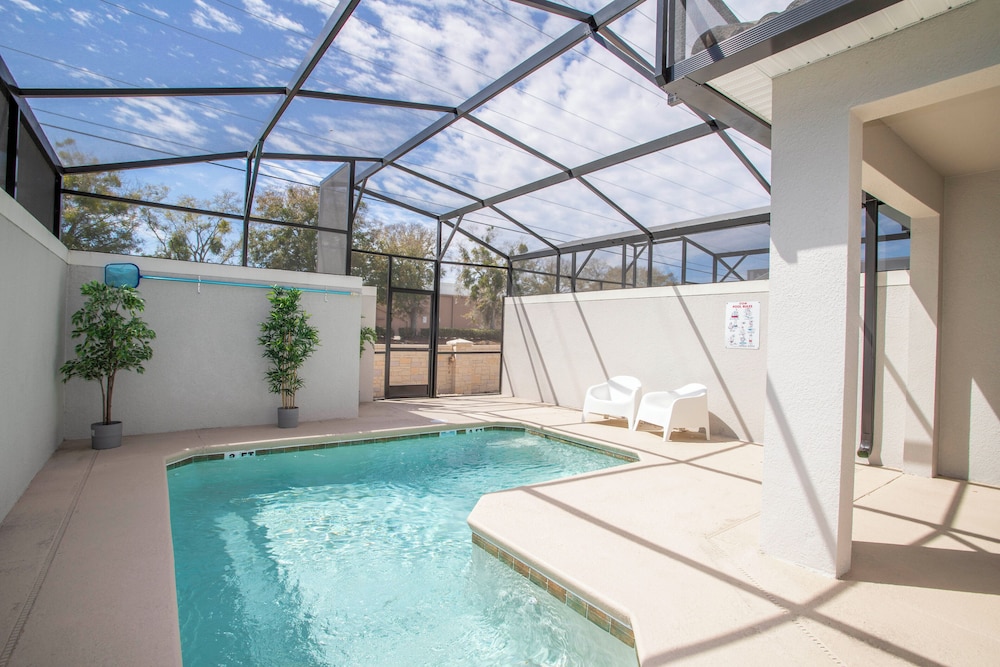 Family Friendly Four Bd w Pool at Storey Lake Resort 5035 - photo 25