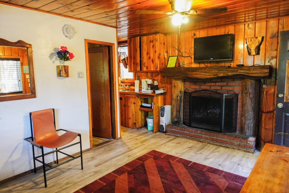 Sleepy Hollow Cabins and Hotel - photo 78