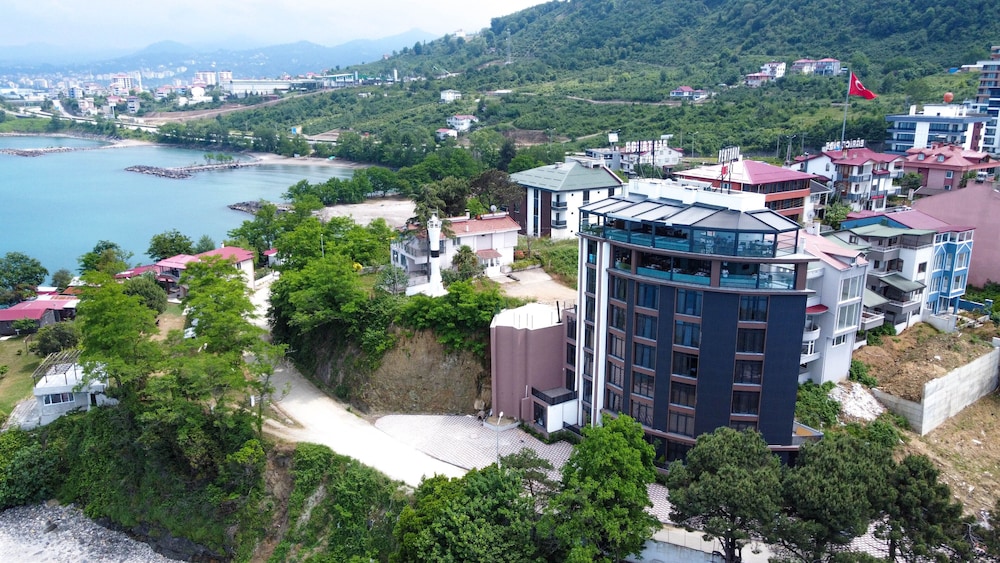Pentahor Hotel - last minute hotel in Piraziz