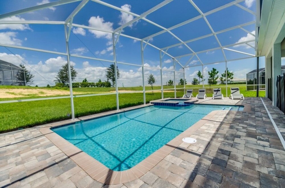 8 Bedroom Resort Villa - photo 25
