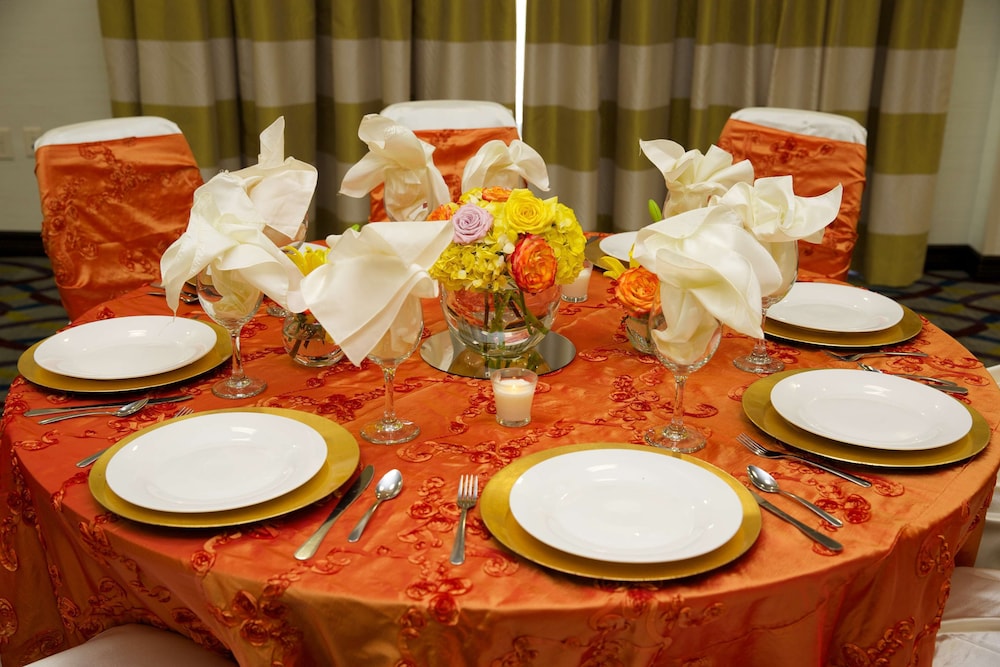 Hampton Inn & Suites Missouri City TX - photo 45
