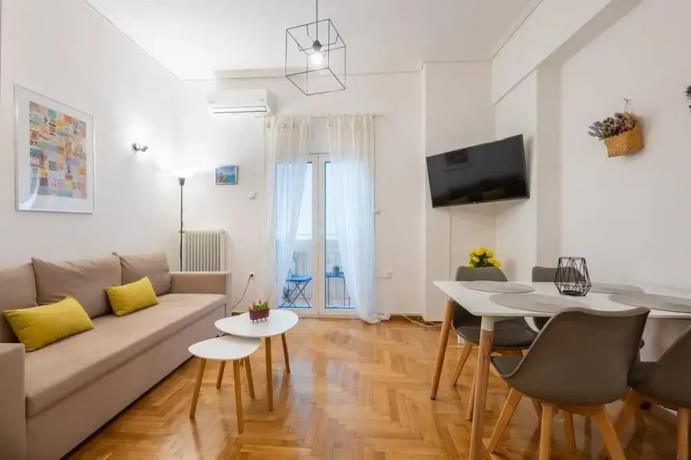 Roubnb Acropolis Museum 1BD Apt — 4-Star Luxury Hotel in Athens, Greece
