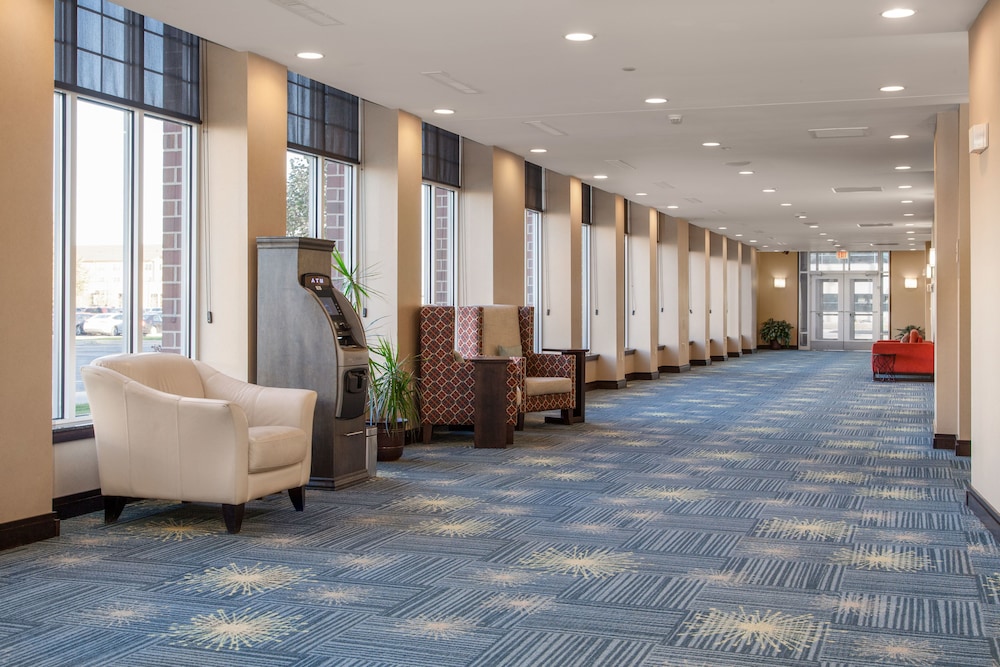 Hilton Garden Inn Fargo - photo 49