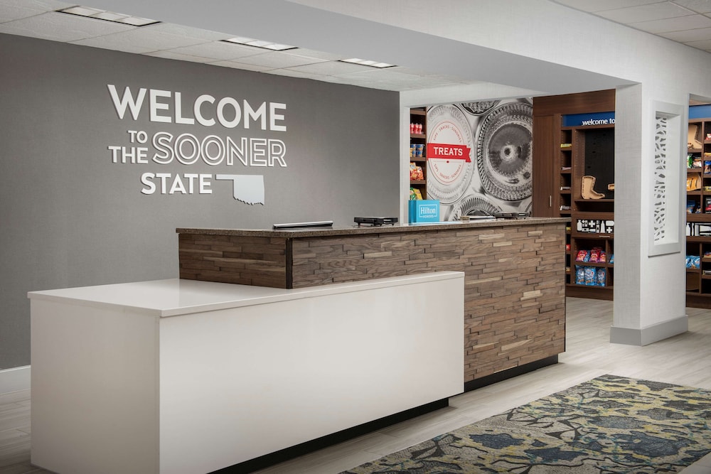 Hampton Inn Duncan - photo 8