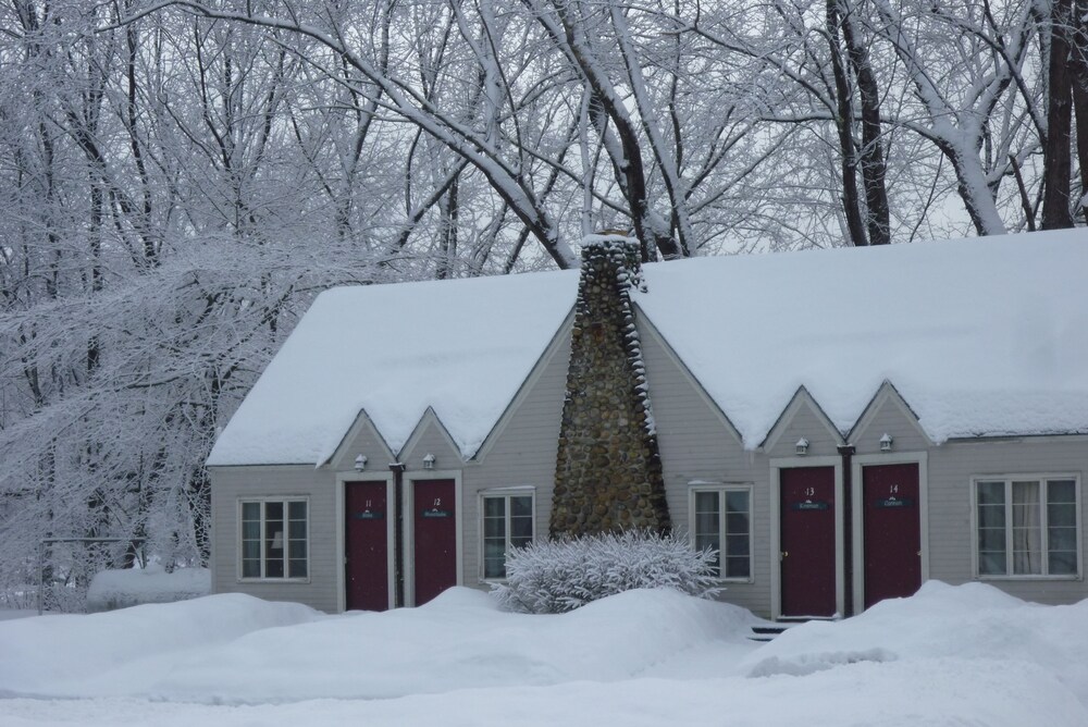 Gilcrest Cottages and Motels - photo 98