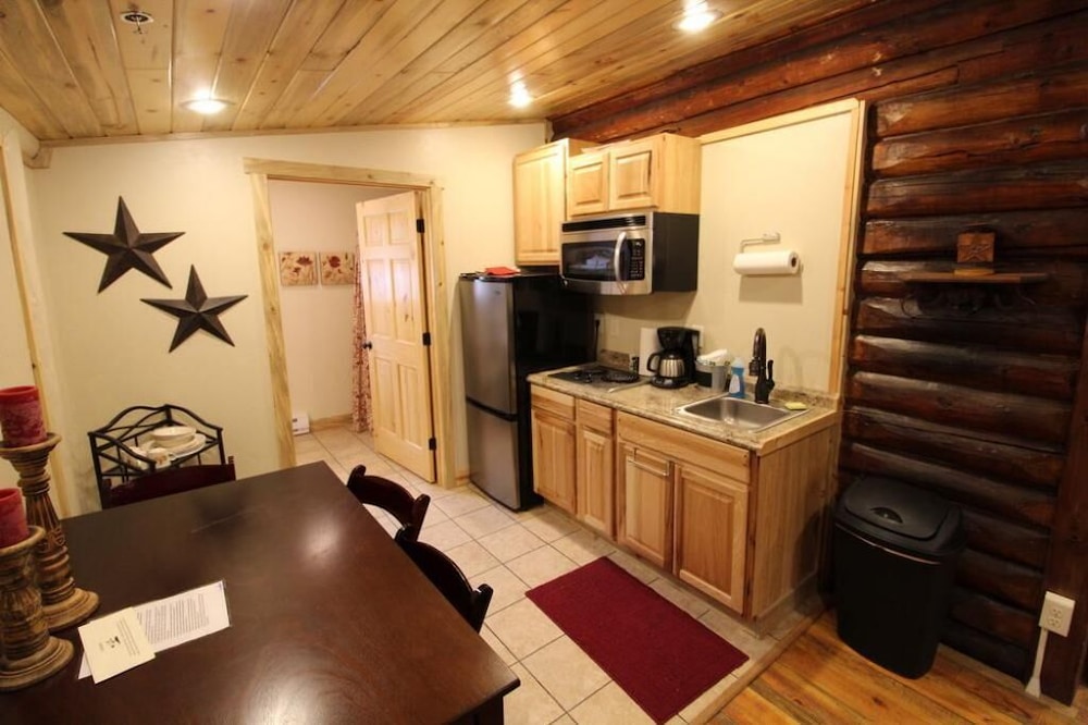 The Historic Wapiti Lodge - photo 125