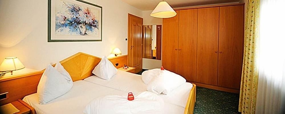 Hotel Furstenhof — Scena
