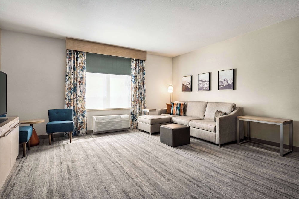 Hilton Garden Inn Fort Collins - photo 18