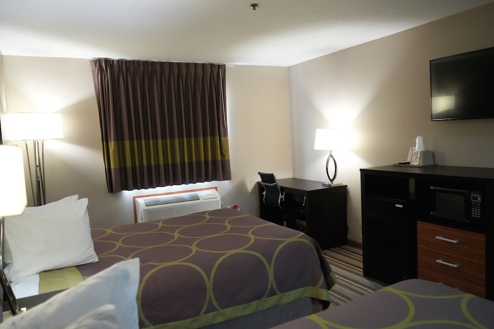 Watseka 24 Inn & Suites - photo 23