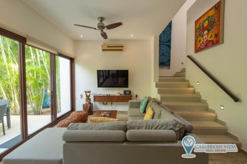 Townhome with private Rooftop & Jacuzzi Beach across street in Akumal, Mexico