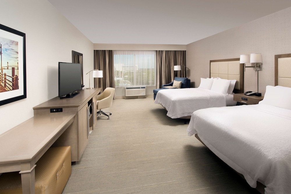 Hampton Inn by Hilton Wilmington Downtown - photo 11