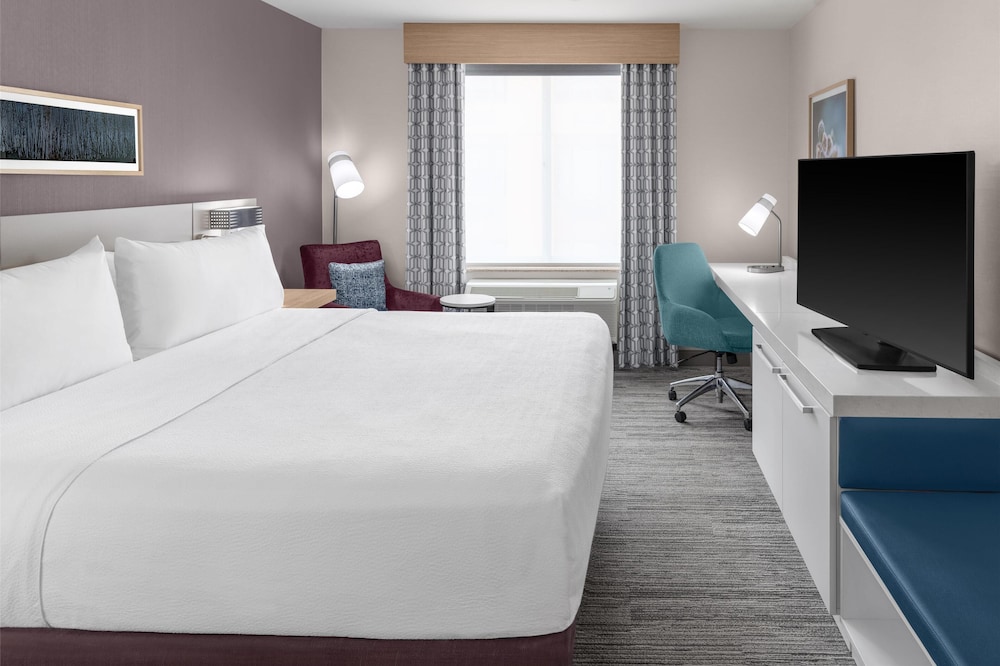 Hilton Garden Inn Queens JFK Airport - photo 6