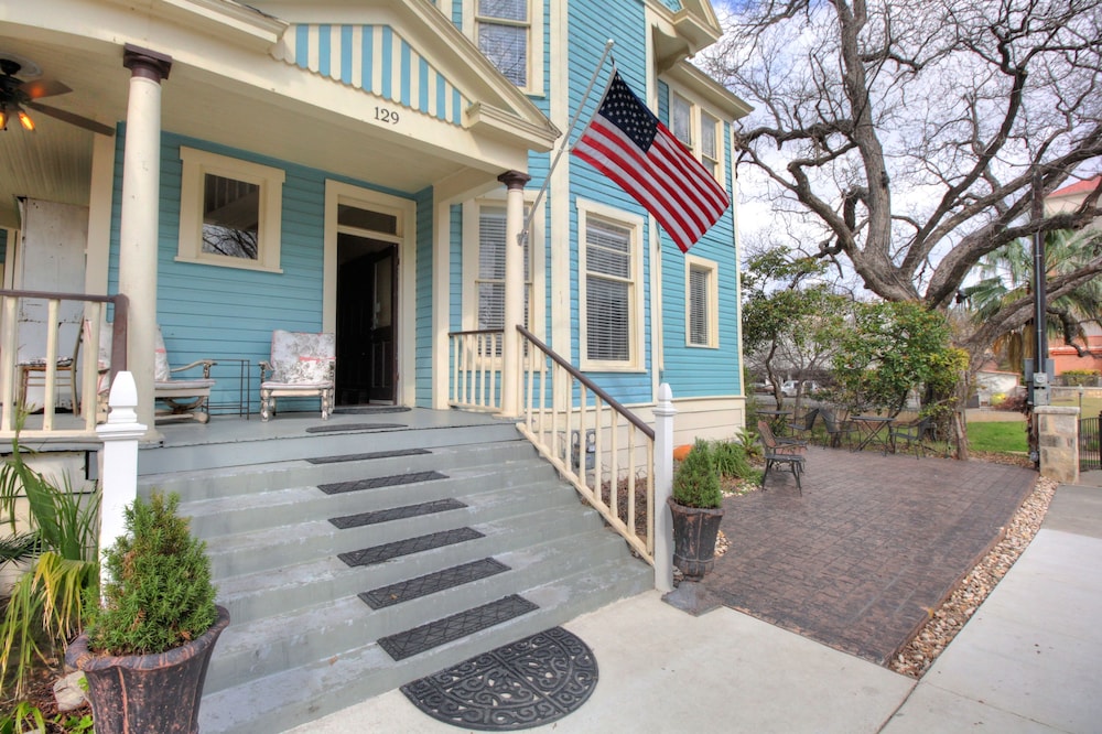 Inn on the Riverwalk - photo 84