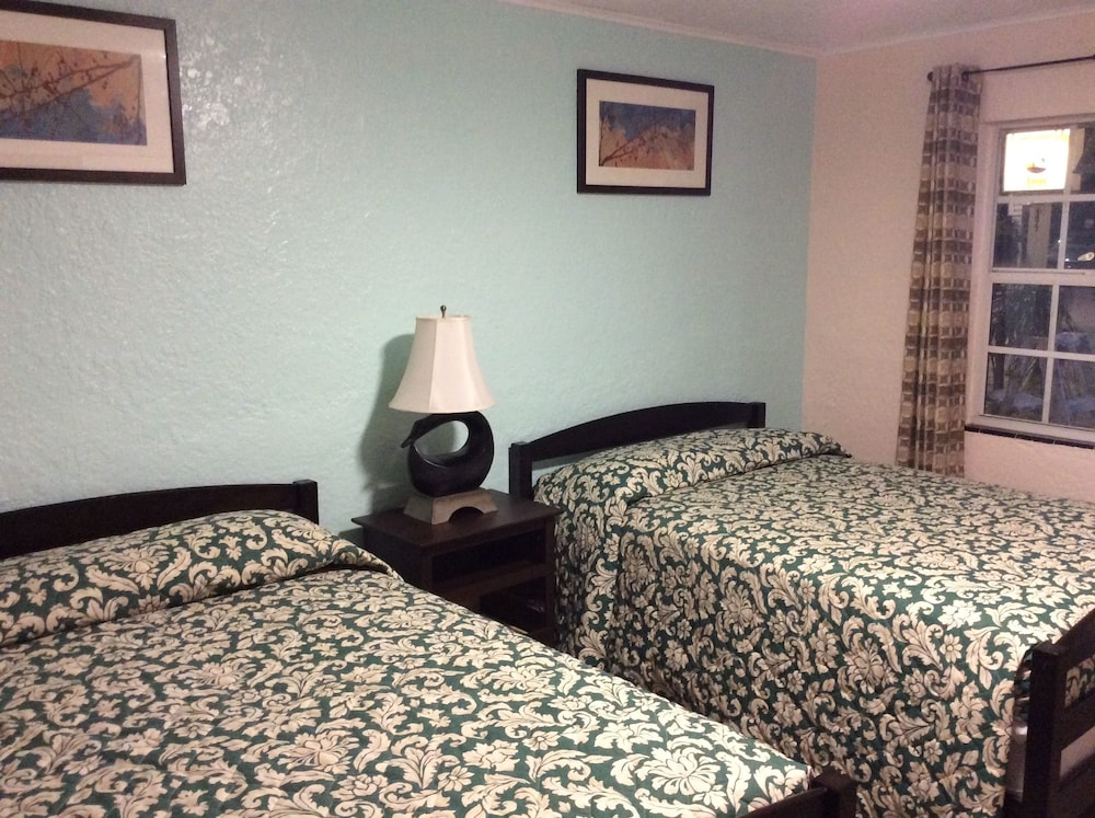 Summerside Inn in Clearwater, United States