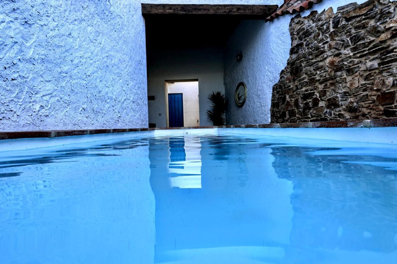 Casa rural El Nido de DespeA aperros — 4-Star Luxury Hotel in Santa Elena, Spain