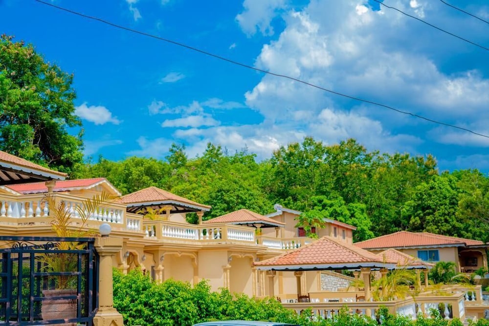 Le Village d’Ennery in Ennery, Haiti