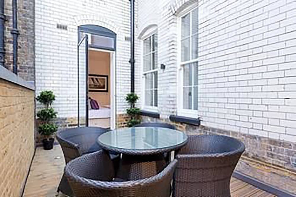 Oxford Circus Penthouses — 4-Star Luxury Hotel in London, United Kingdom