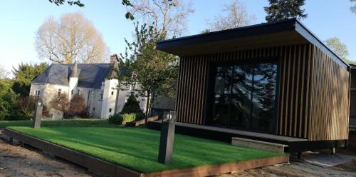 Les Insolites De La Touche in Azay-Le-Rideau, France