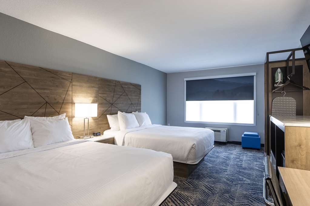 Rodeway Inn & Suites near Outlet Mall Asheville - photo 17