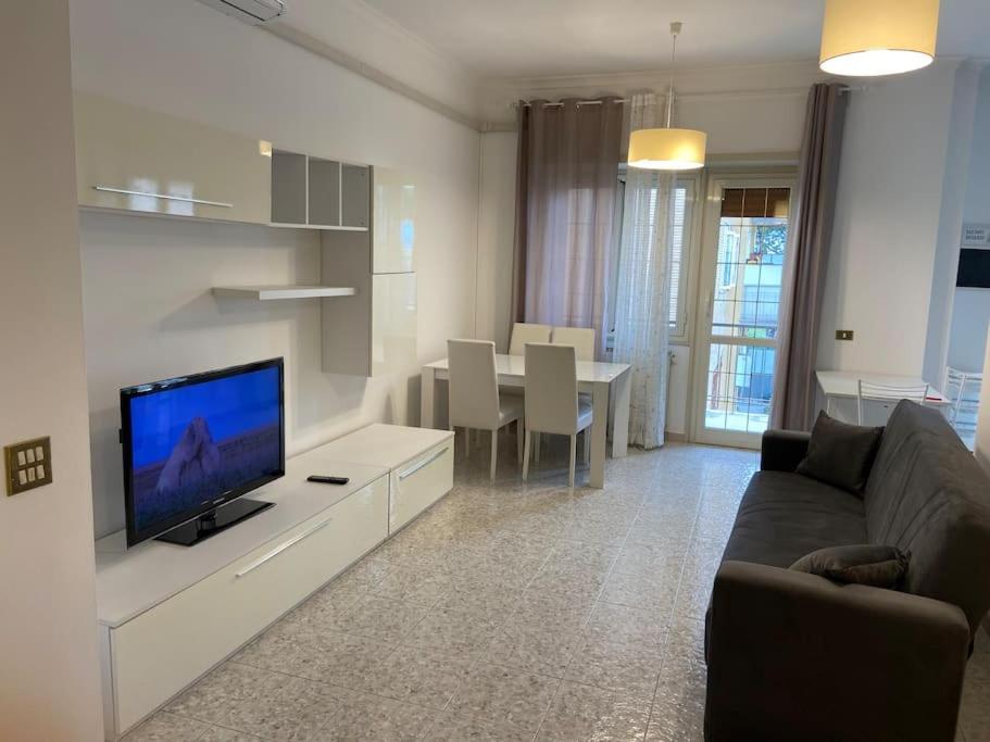 Giuliana — 4-Star Luxury Hotel in Rome, Italy
