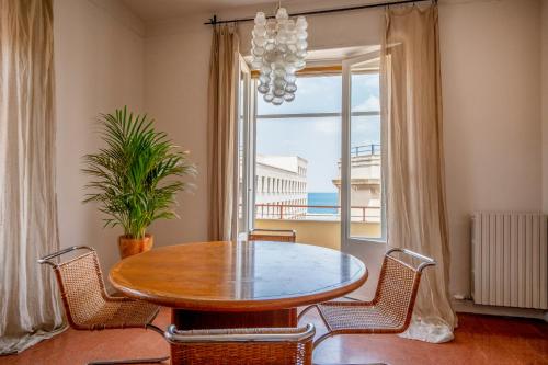 Casa Bonaive ampio trilocale vista mare — 4-Star Luxury Hotel in Bari, Italy
