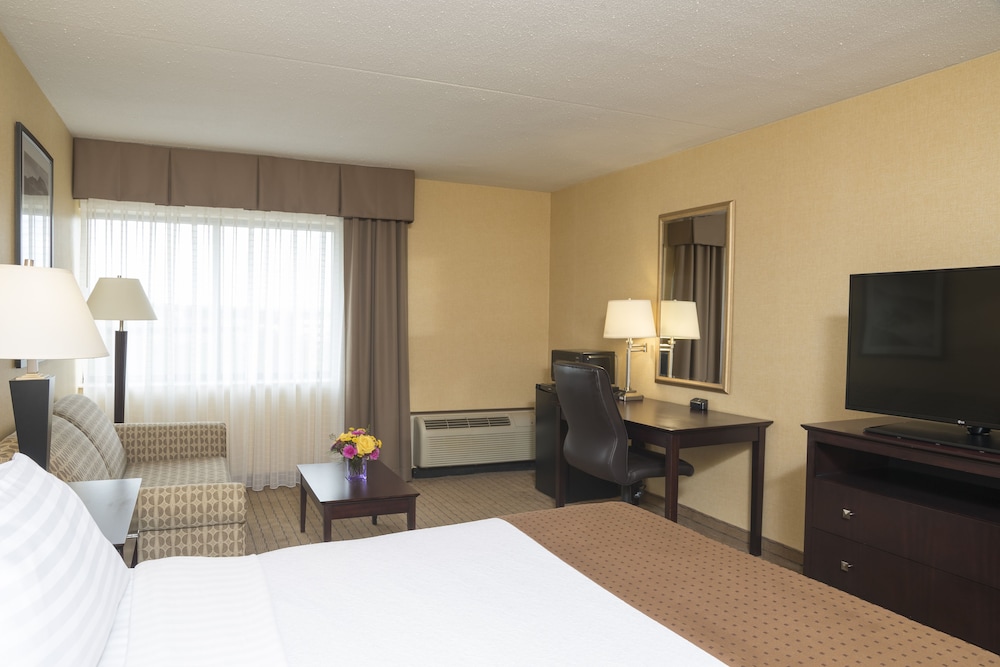 Holiday Inn Cleveland S Independence by IHG - photo 3