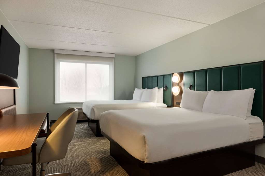 Wingate by Wyndham Green Bay Airport - photo 12
