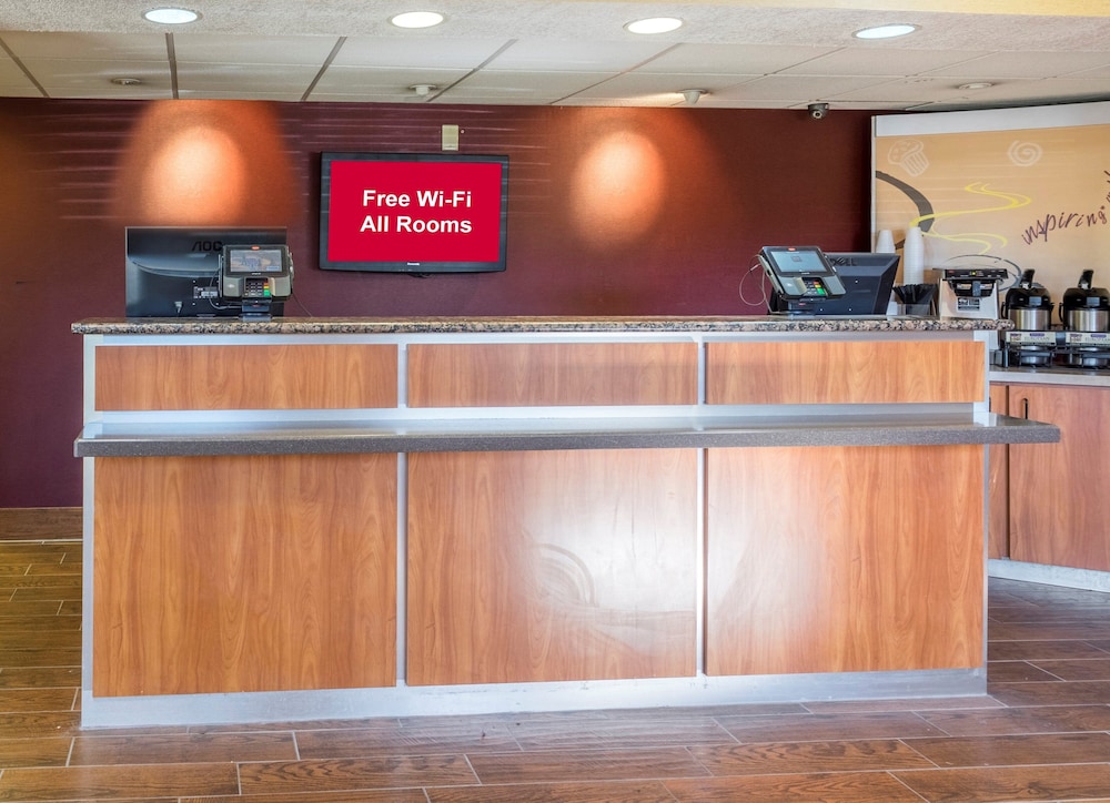 Red Roof Inn Jacksonville Airport - photo 2