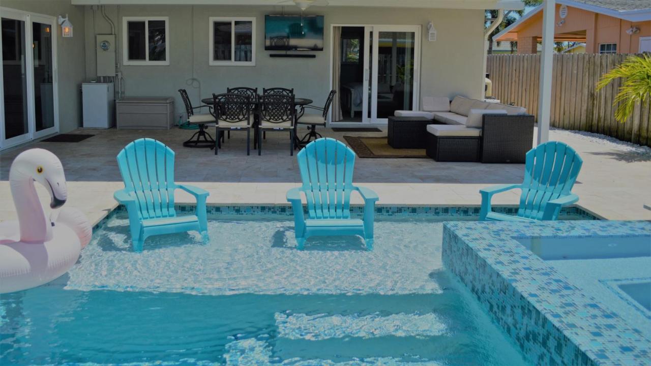 Private Heated Pool Resort Style Home Minutes From the Beach - photo 10