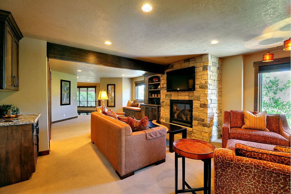 Abode Atop Park City - photo 15