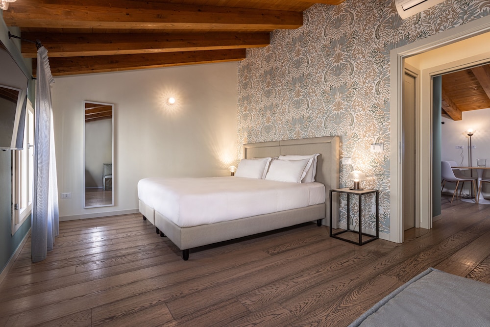 Palazzina Riello — 4-Star Luxury Hotel in Venice, Italy