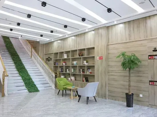 Clarity Hotel — hotel in Mengyin