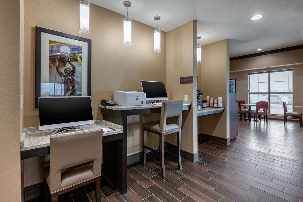 Comfort Inn & Suites Cedar Rapids CID Eastern Iowa Airport - photo 42