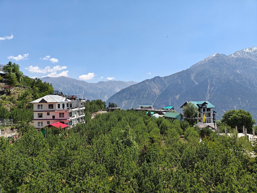 Hotel Kalpa Retreat in Sangli, India