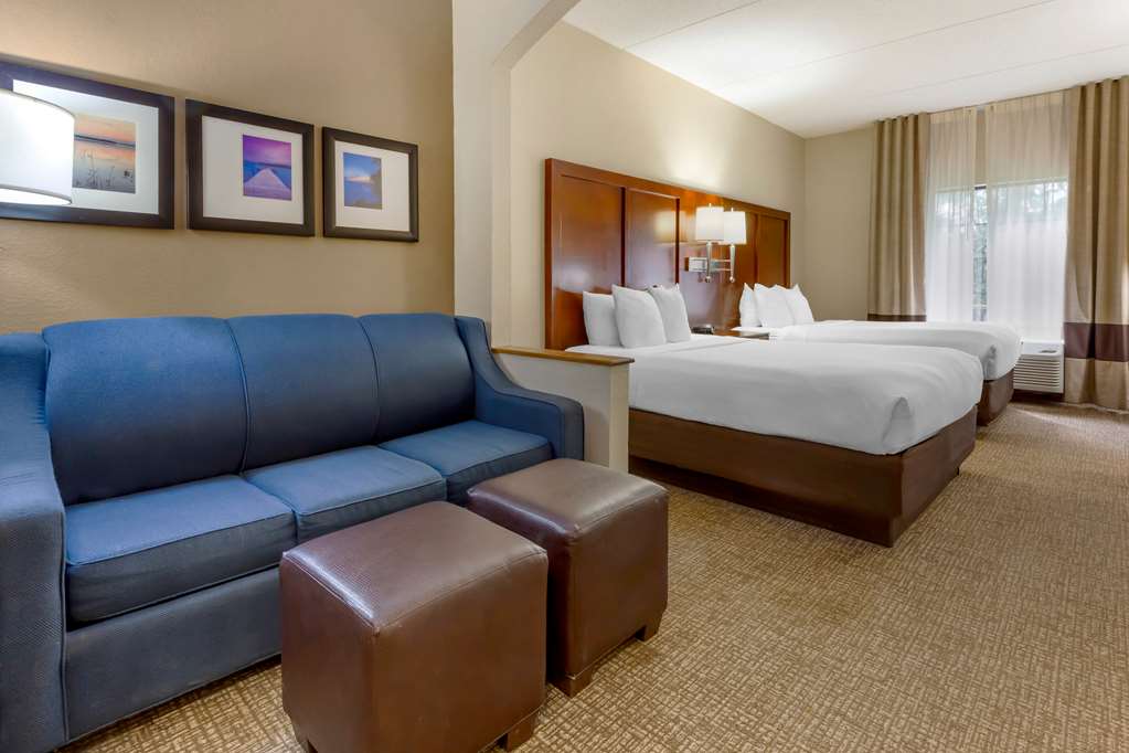 Comfort Suites Regency Park - photo 25