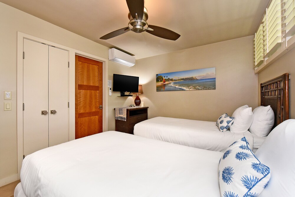 Papakea L303 PK L303 Kaanapali BeachFront 2BD w Ocean View Poo - photo 8