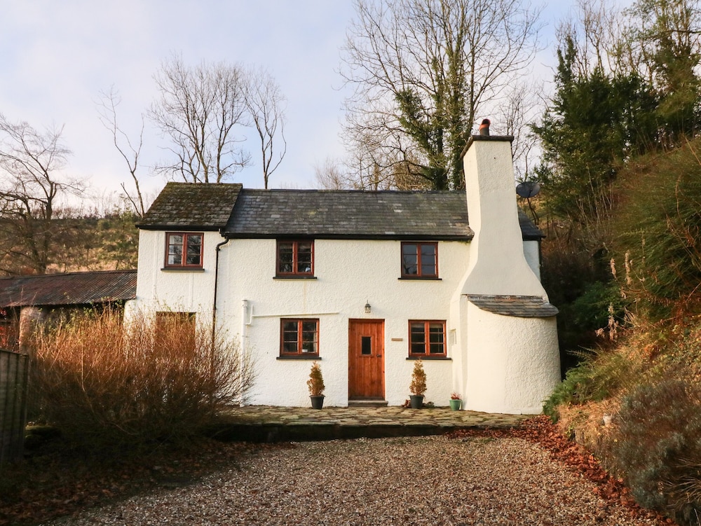 Hedgehog Cottage — 4-Star Luxury Hotel in Minehead, United Kingdom