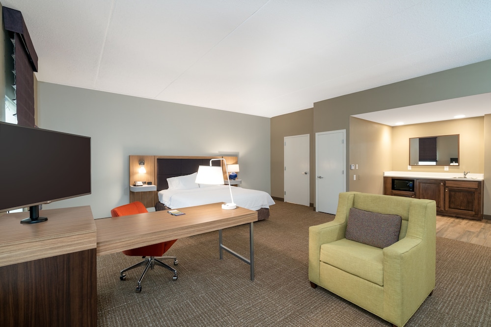 Hampton Inn Madison Huntsville Airport - photo 8