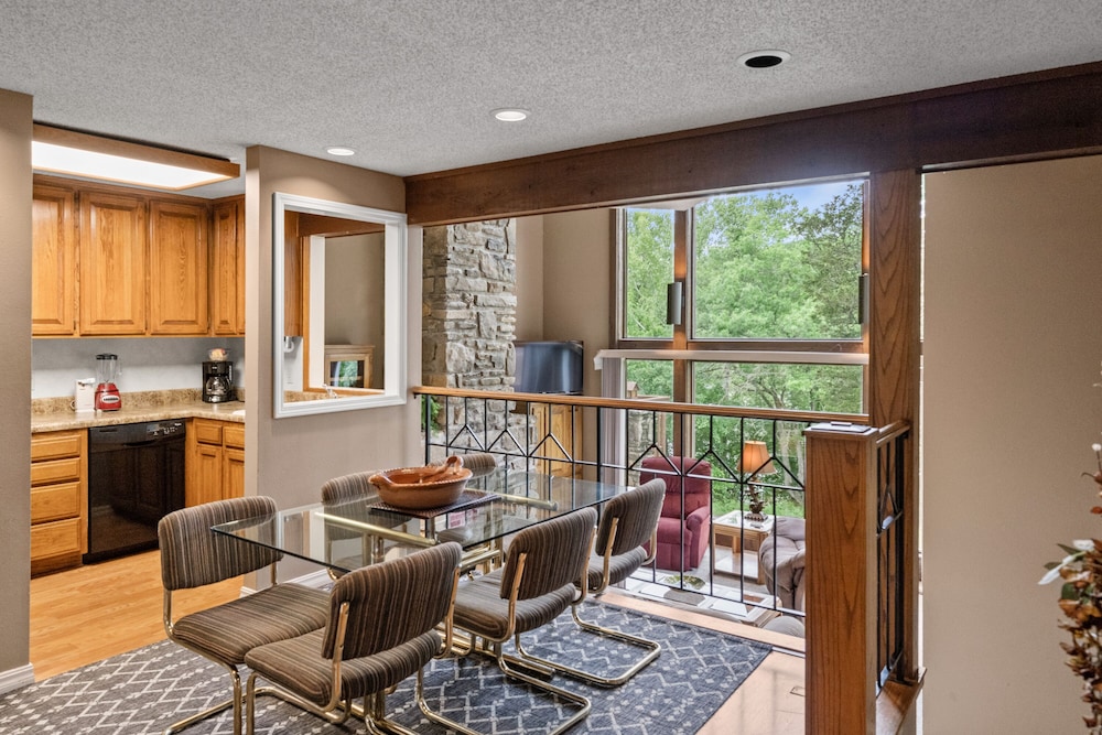 Table Rock Landing Resort - photo 19