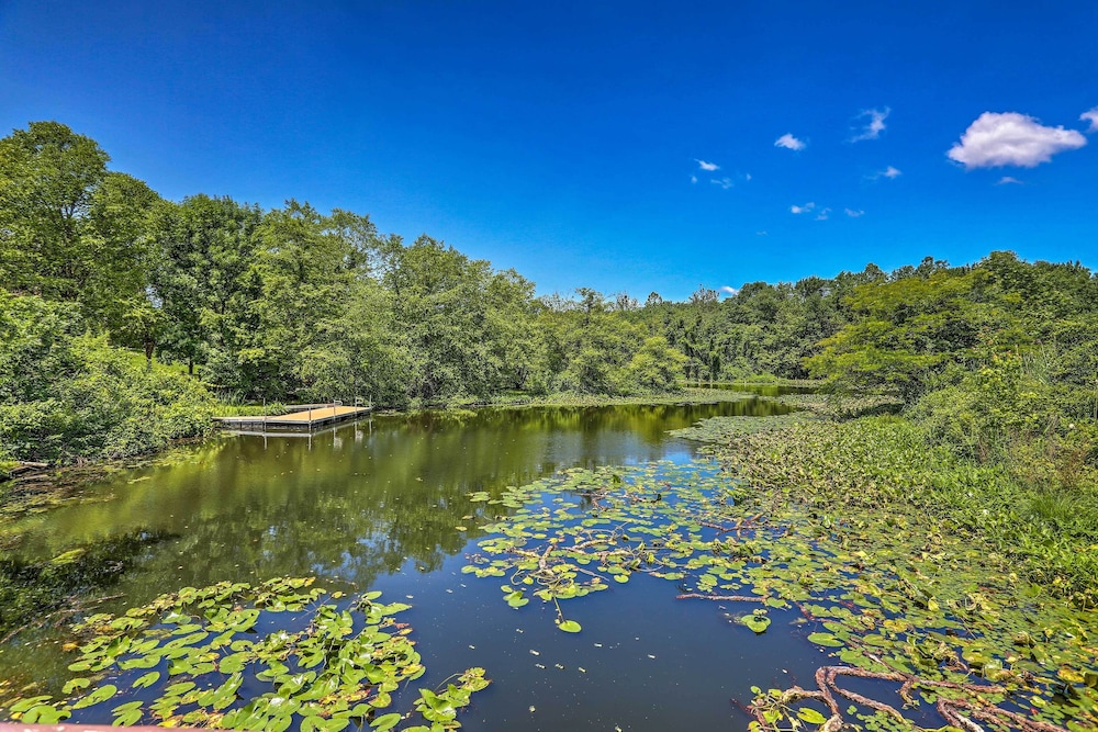 1 Mi to Mountain Creek Resort: Condo w Balcony - photo 30